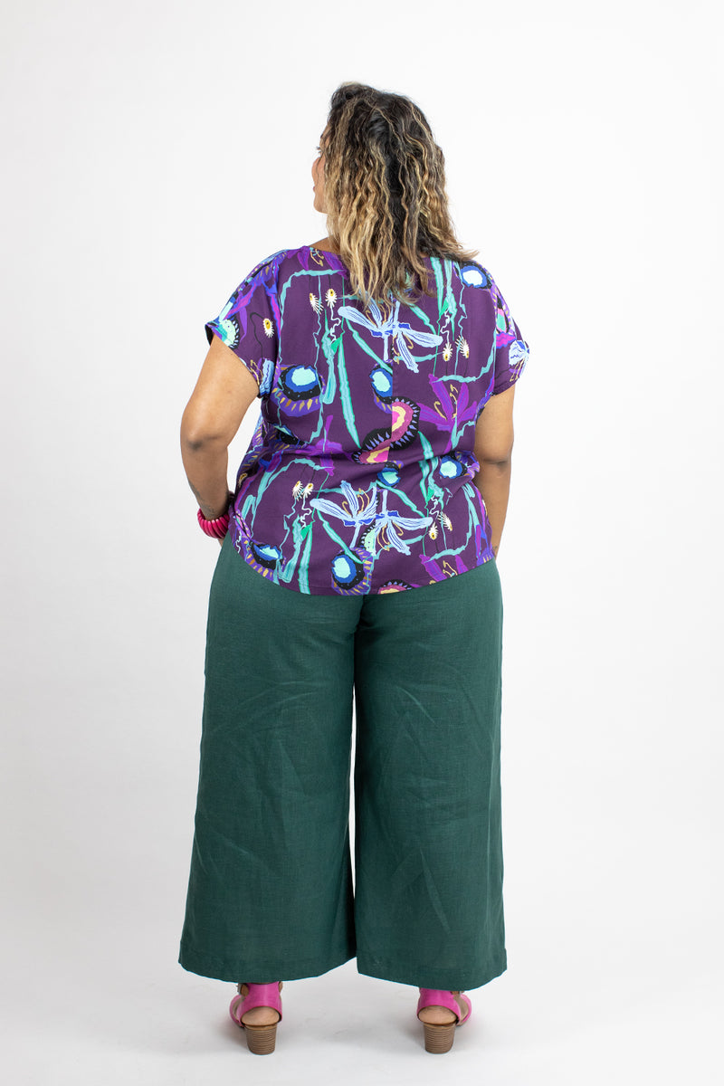 Sidewalk Pants - Slightly Cropped - Green Linen